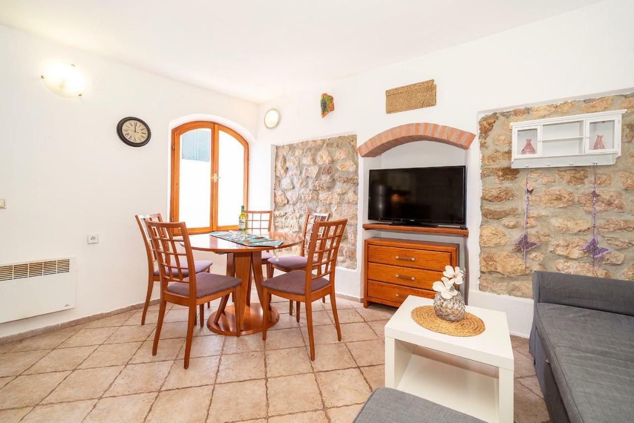 Mediterranean Apartment Korina Baška Eksteriør billede